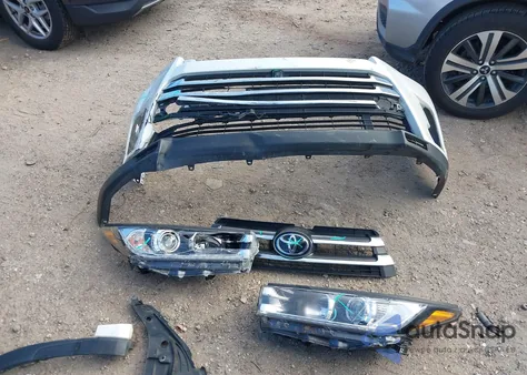 2019 Toyota Highlander Limited Platinum z USA, uszkodzony, nr VIN 5TDDZRFH6KS715079